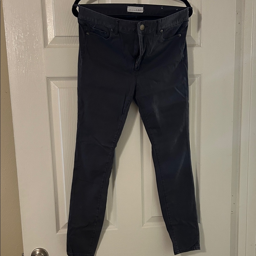 Dark Gray Slim, pant like leggings with back pockets